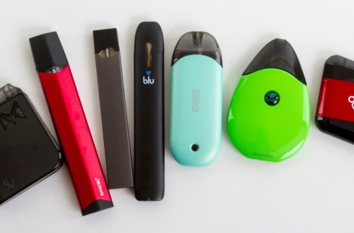 Several pod-style vaping devices arranged in a row